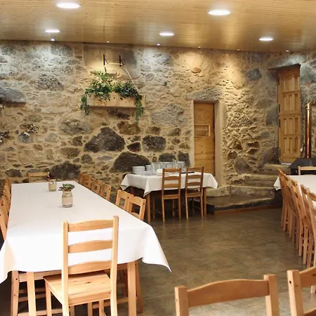 Alto Da Pena Exclusive For Pilgrims Hostel