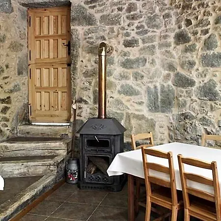 Alto Da Pena Exclusive For Pilgrims Hostel