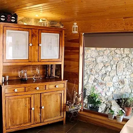 Hostel Alto Da Pena Exclusive For Pilgrims